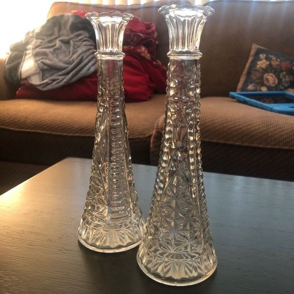 Set of 2 Decorative Glass Vases - Picture 2 of 7